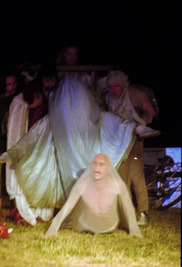 Jelenet az előadásból - © theater.hu - Ilovszky  Béla