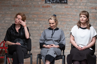 Szorcsik Kriszta, Gábri Nikolett, Tarr Judit - © theater.hu - Ilovszky  Béla