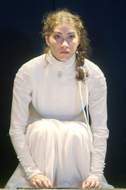 Elor Emina - © theater.hu - Ilovszky  Béla